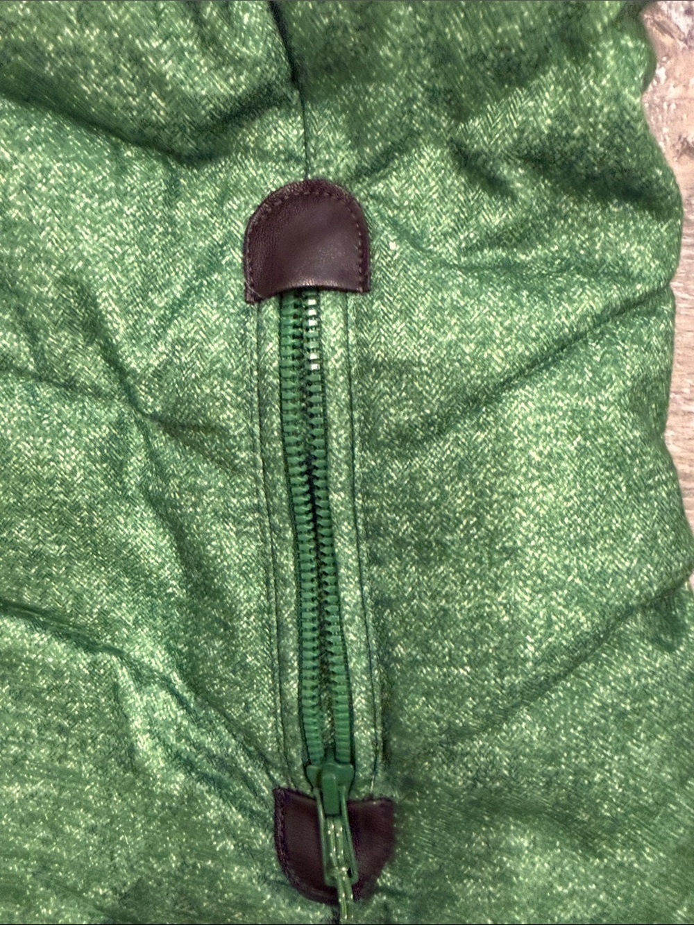 Green tea Green Quilted Hooded Puffer Vest with removable Faux Fur Trim sz m - Picture 4 of 6